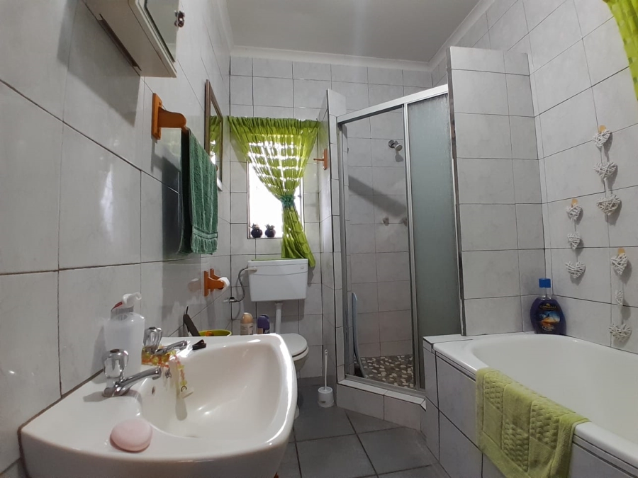 4 Bedroom Property for Sale in Kathu Northern Cape